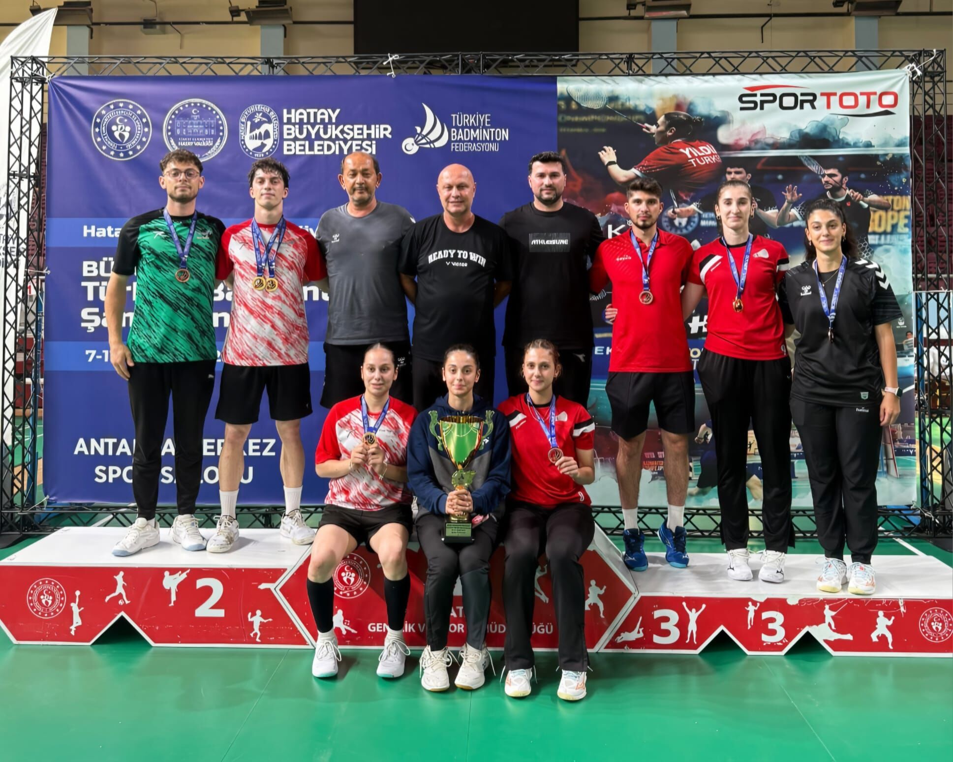 Erzincan badminton Türkiye birincisi oldu