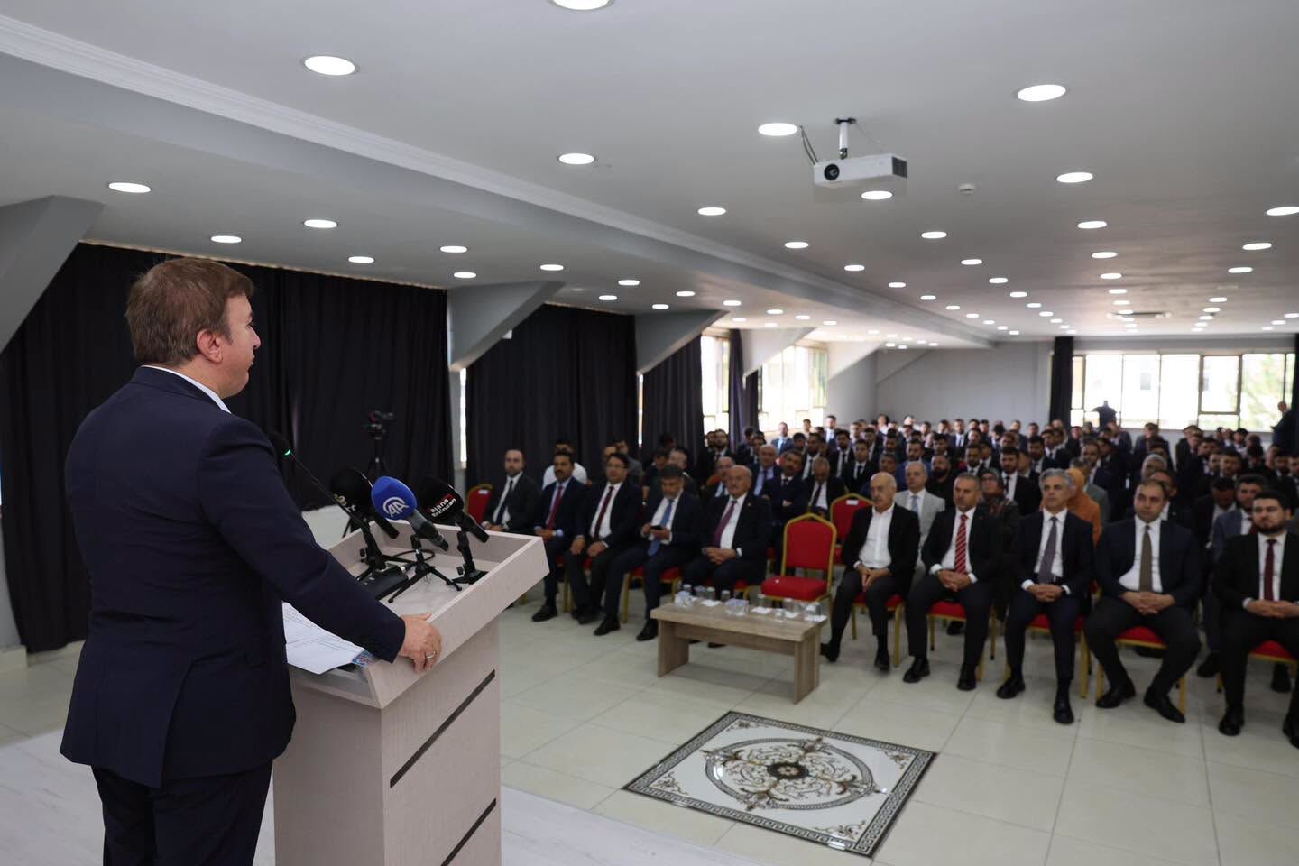 Erzincan Valilik2