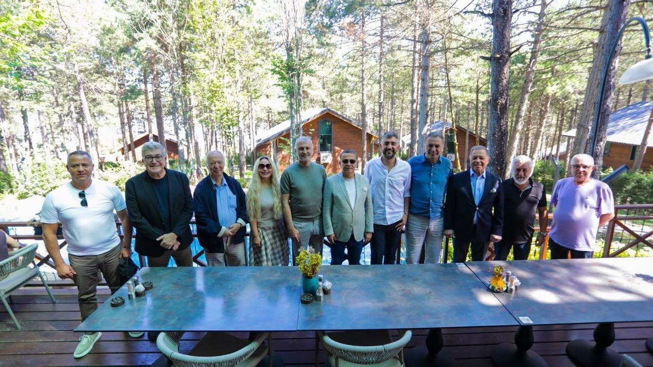 Kgk, Sakarya’da Önemli Siyasi Konuklarla Buluştu! 3