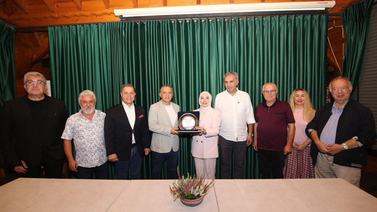 KGK, Sakarya’da Önemli Siyasi Konuklarla Buluştu!