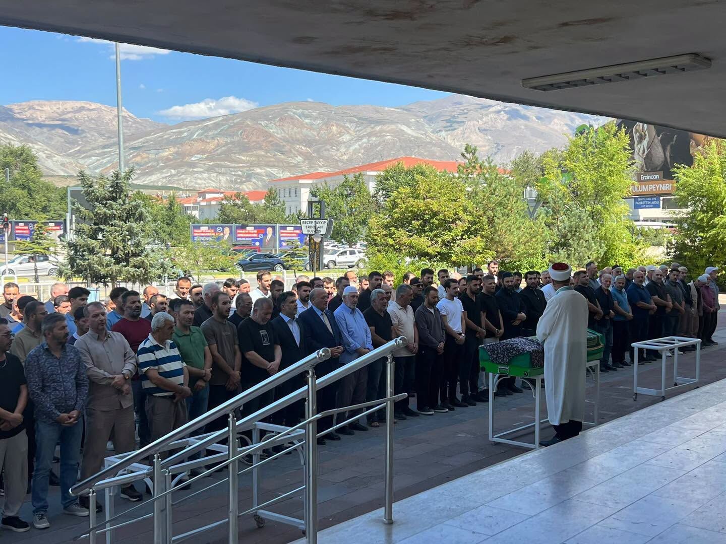 Erzincan’ın Değerli Bakır Ustası Son Yolculuğuna Uğurlandı