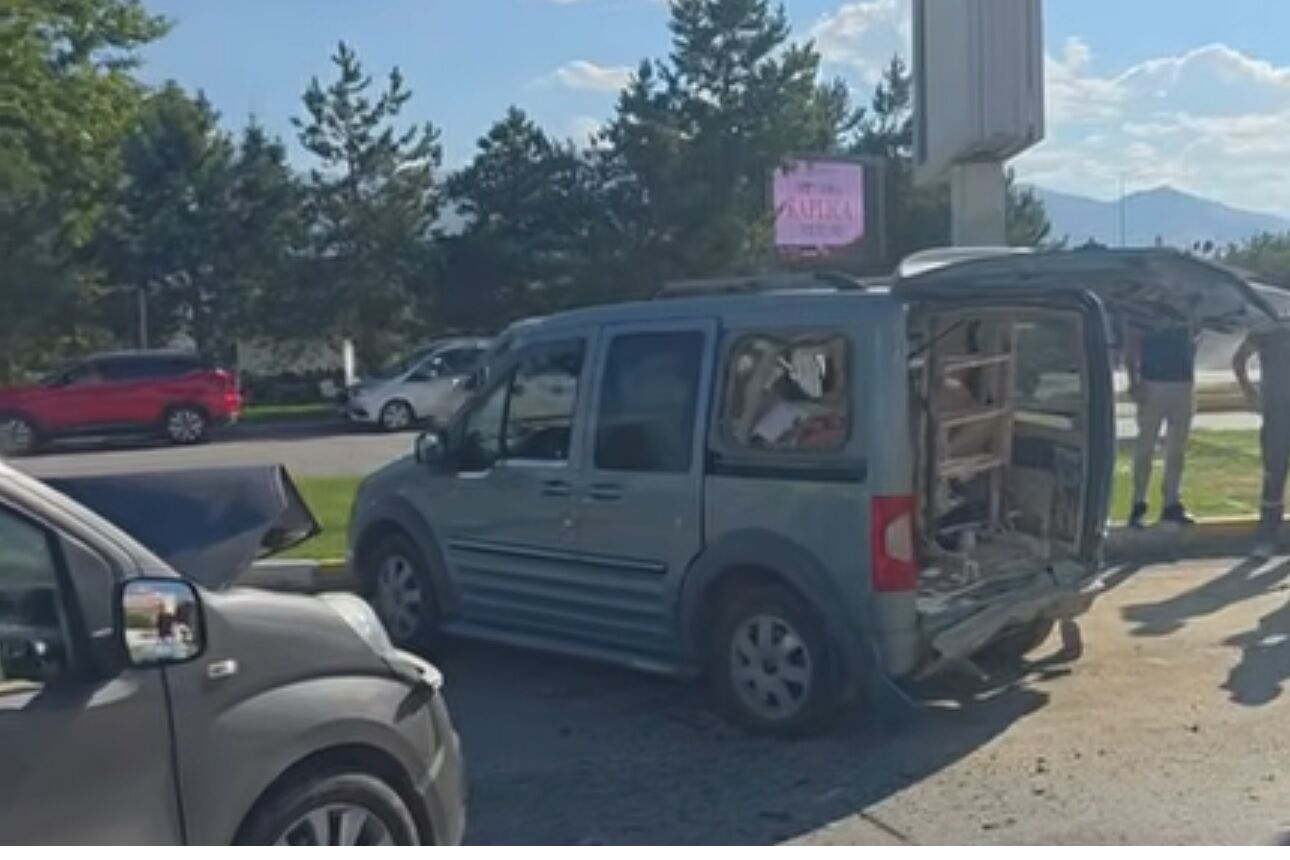 Tedaş Kavşağı Kaza