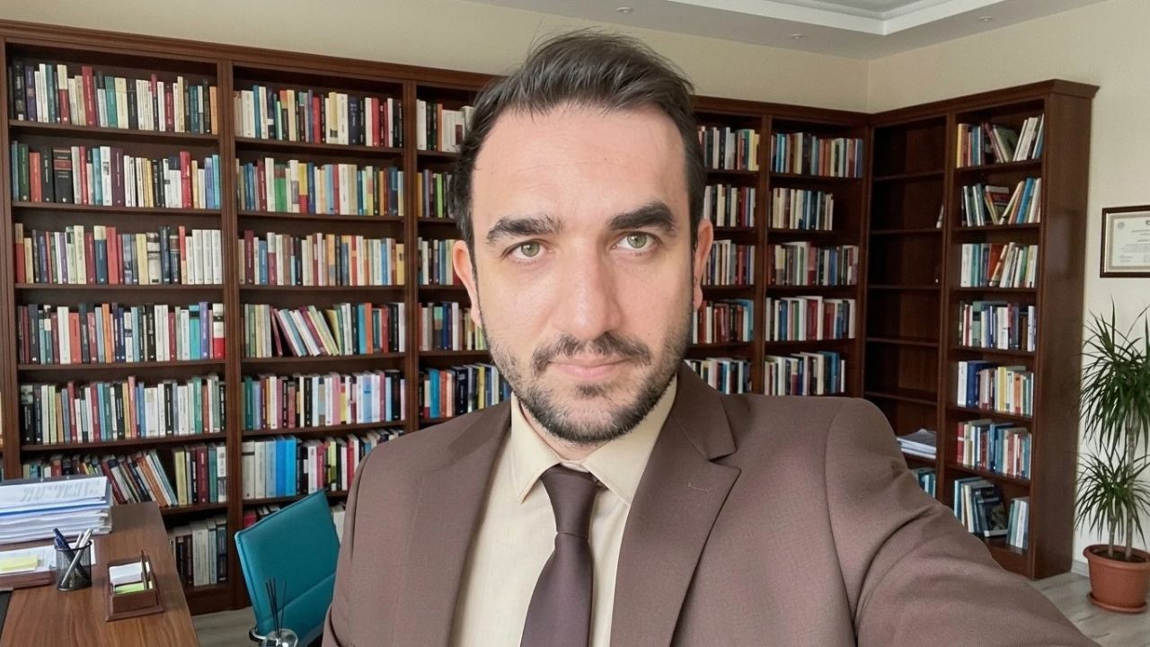 • Doç. Dr. Okan Mert Kati̇poğlu Ebyü