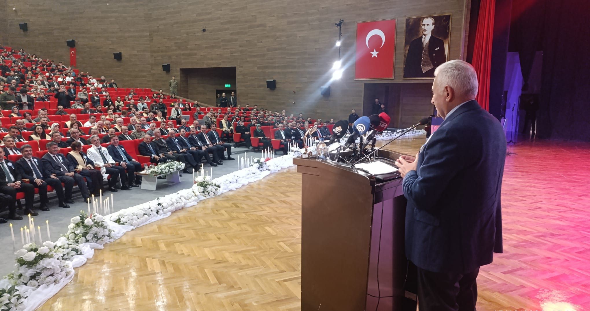Ebyü’de Yeni Akademik Yıl Müjdelerle Başladı5