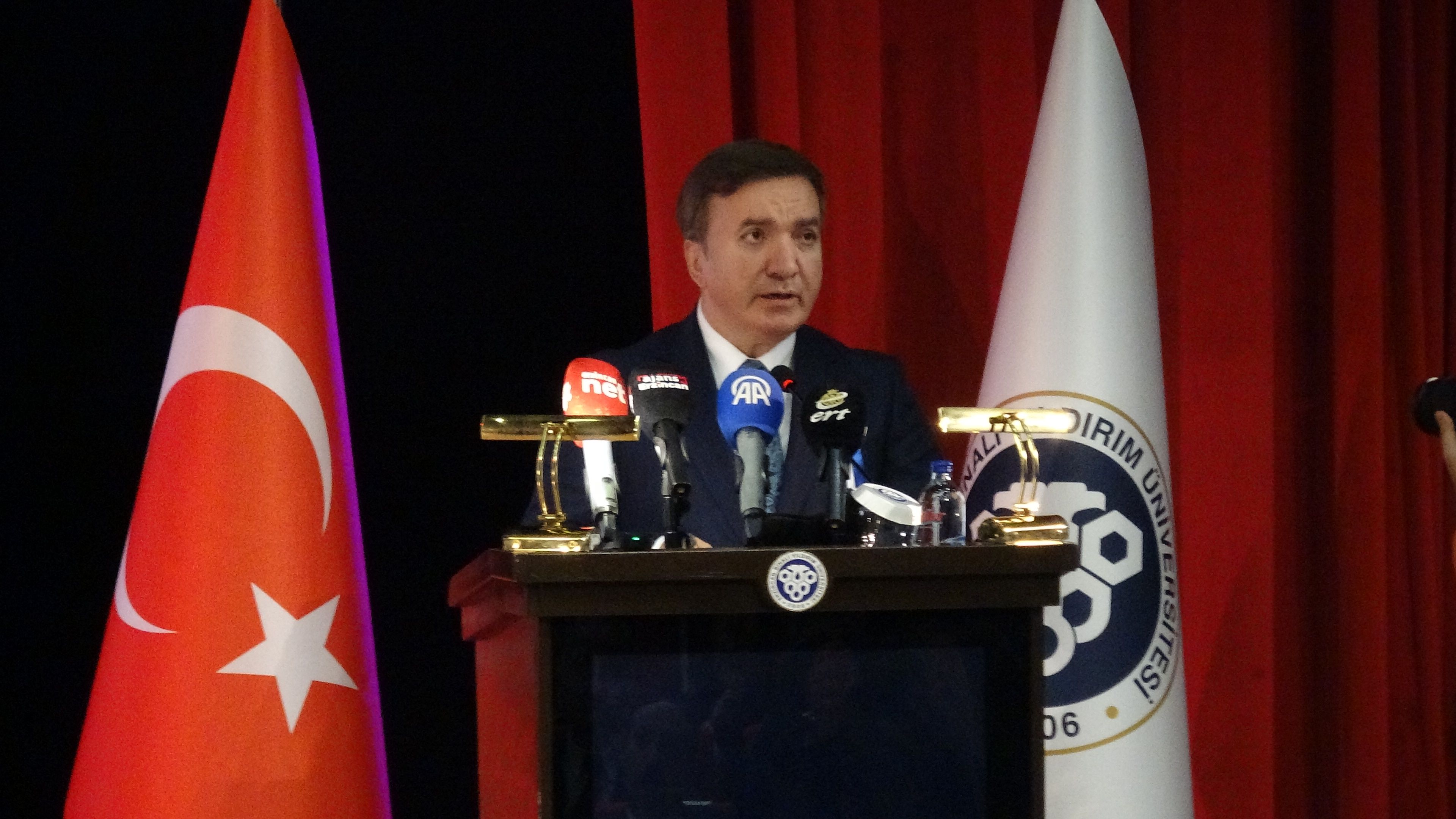 Ebyü’de Yeni Akademik Yıl Müjdelerle Başladı8