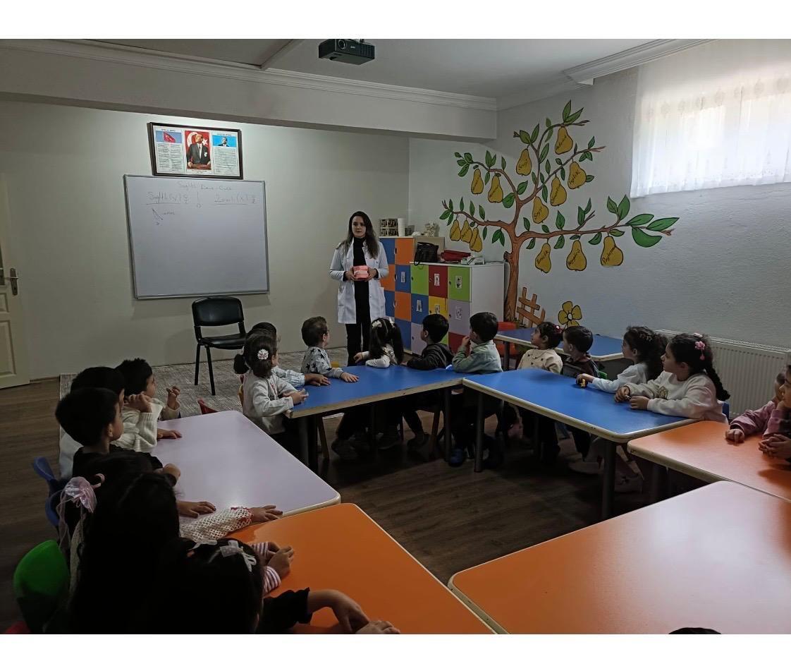 Erzincan’da 94 Kişiye Sağlık Taraması 6 Kişi Hastaneye Yönlendirildi! (10)