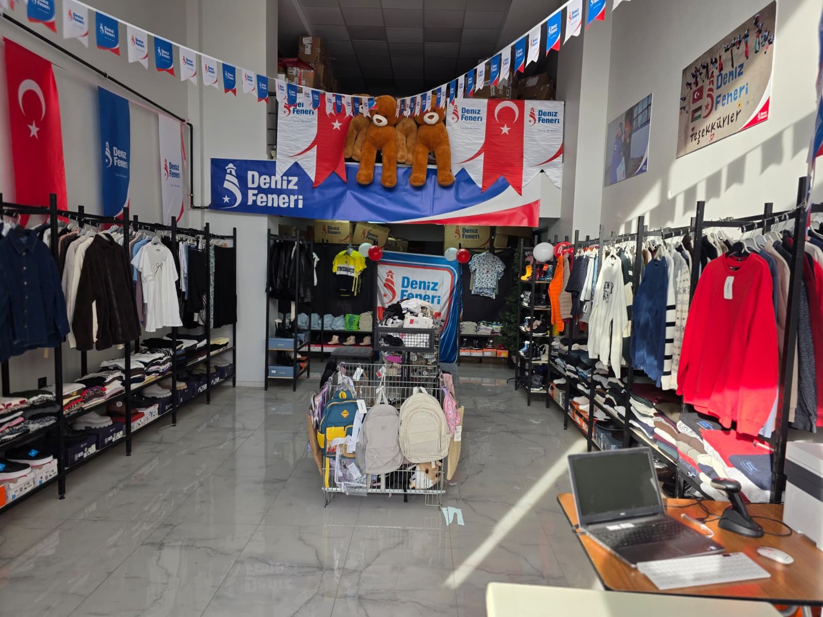 Erzincan'da Bu Mağazada Fiyat Etiketi Değil, İyilik Konuşuluyor!3