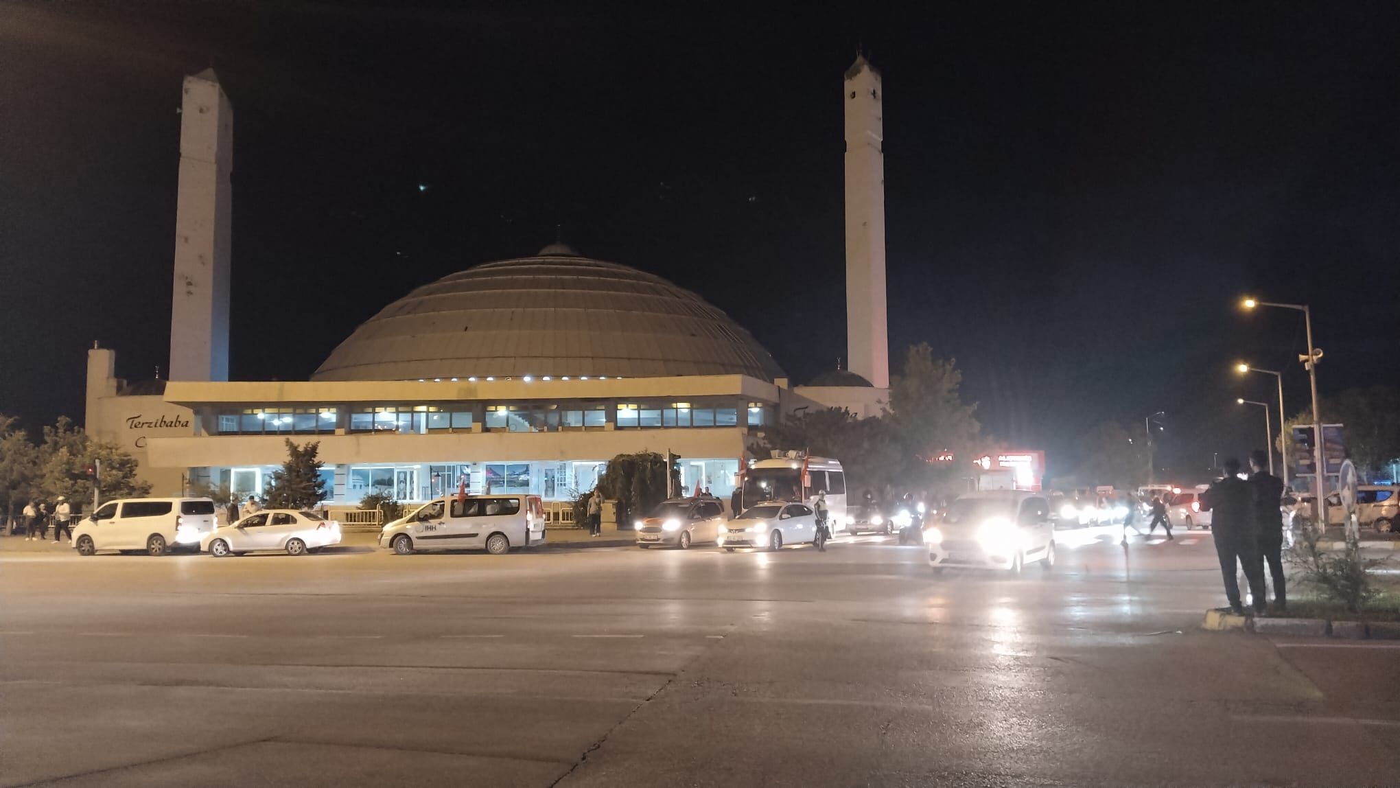 Erzincan’da Dikkat Çeken Buluşma: Filistin İçin Yüzlerce Araçlık Büyük Konvoy!