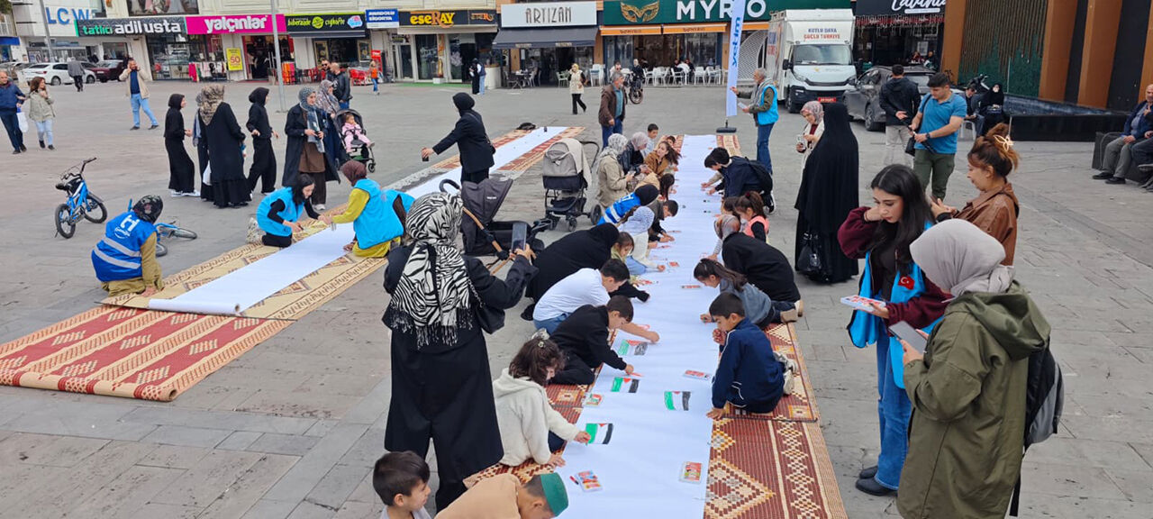 Erzincan’da Filistinli Çocuklar İçin Çizdiler1