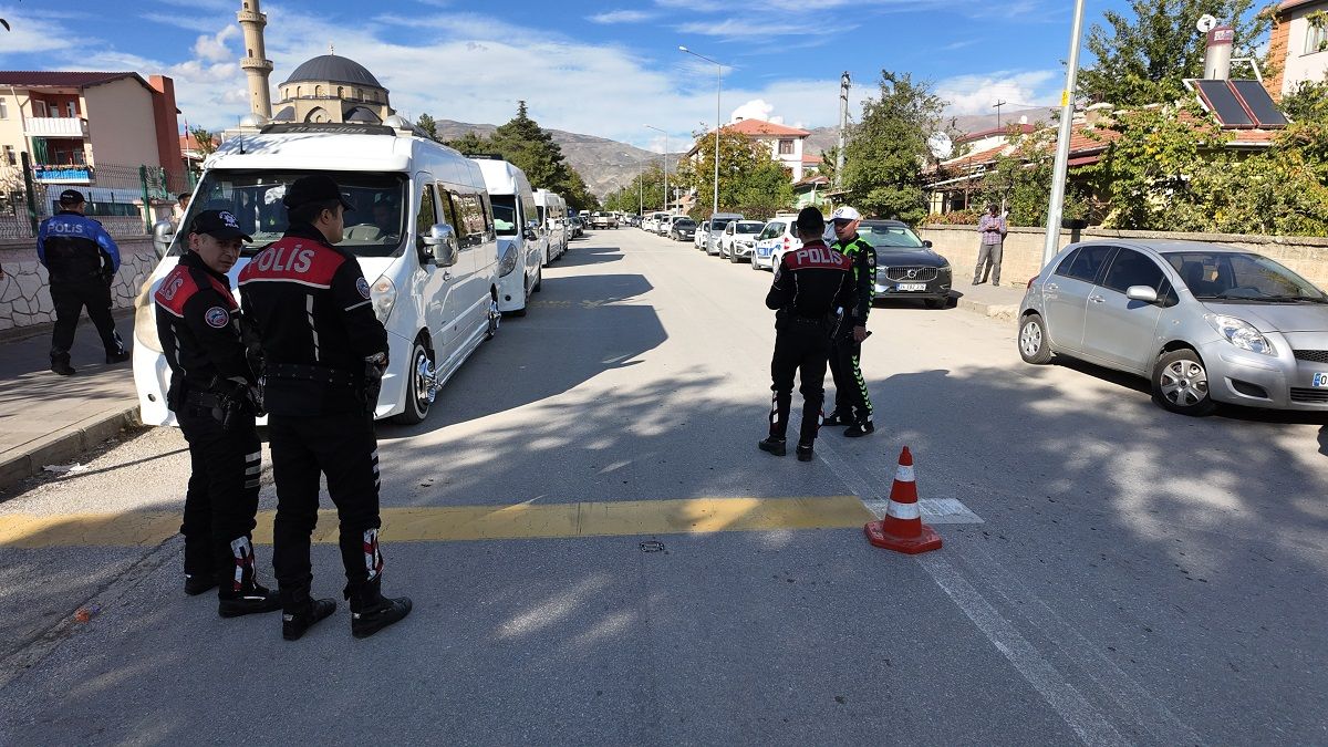 Erzincan’da Okullar Mercek Altında! Binlerce Kişi Ve Araç Denetlendi5