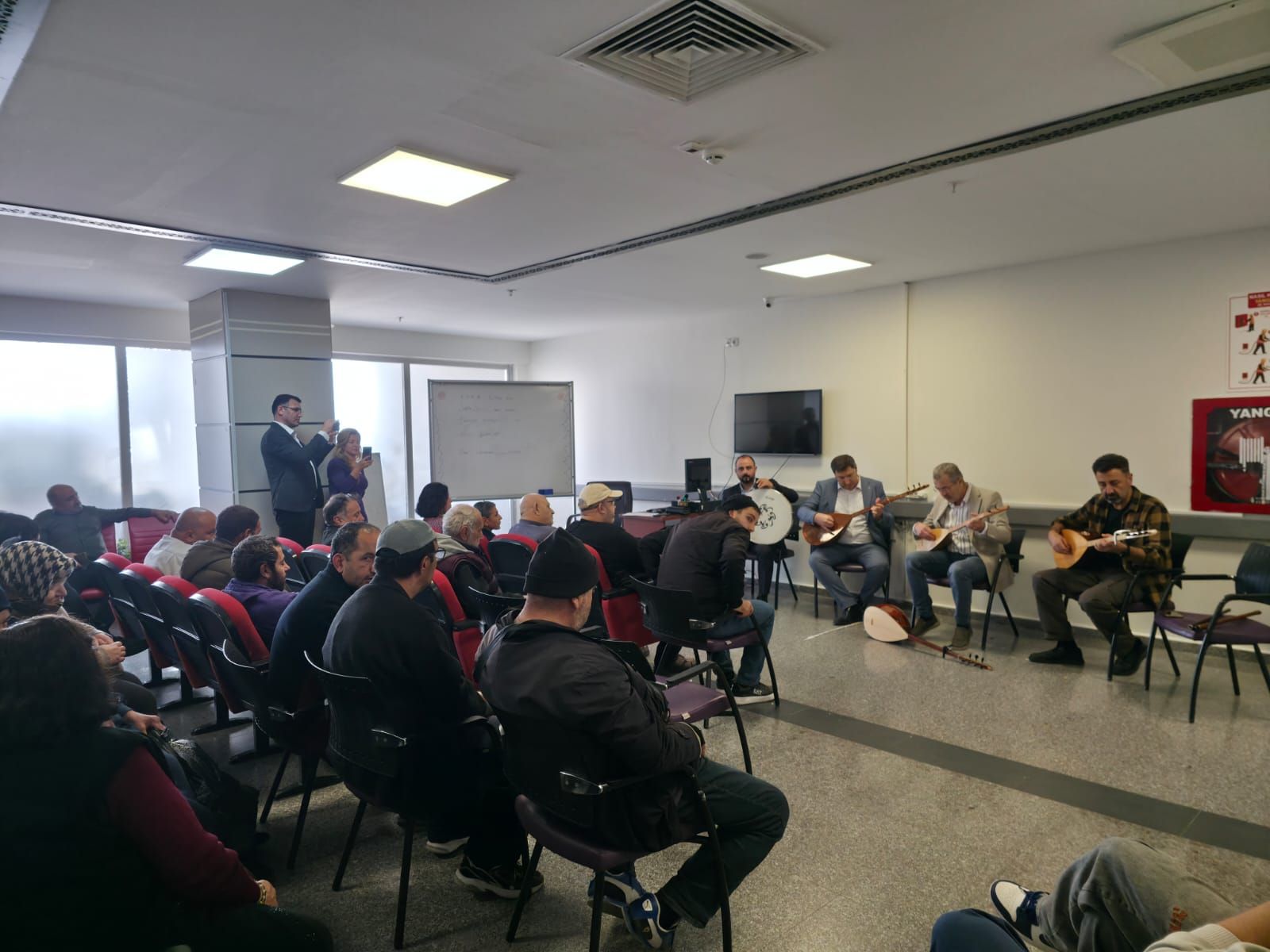 Erzincan’da Ruh Sağlığı İçin Sanat Terapisi Rüzgarı1