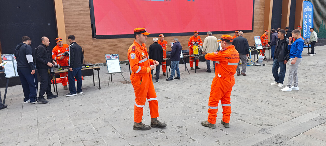 Erzincan’da Vatandaşlara Deprem Bilinci Verildi 2