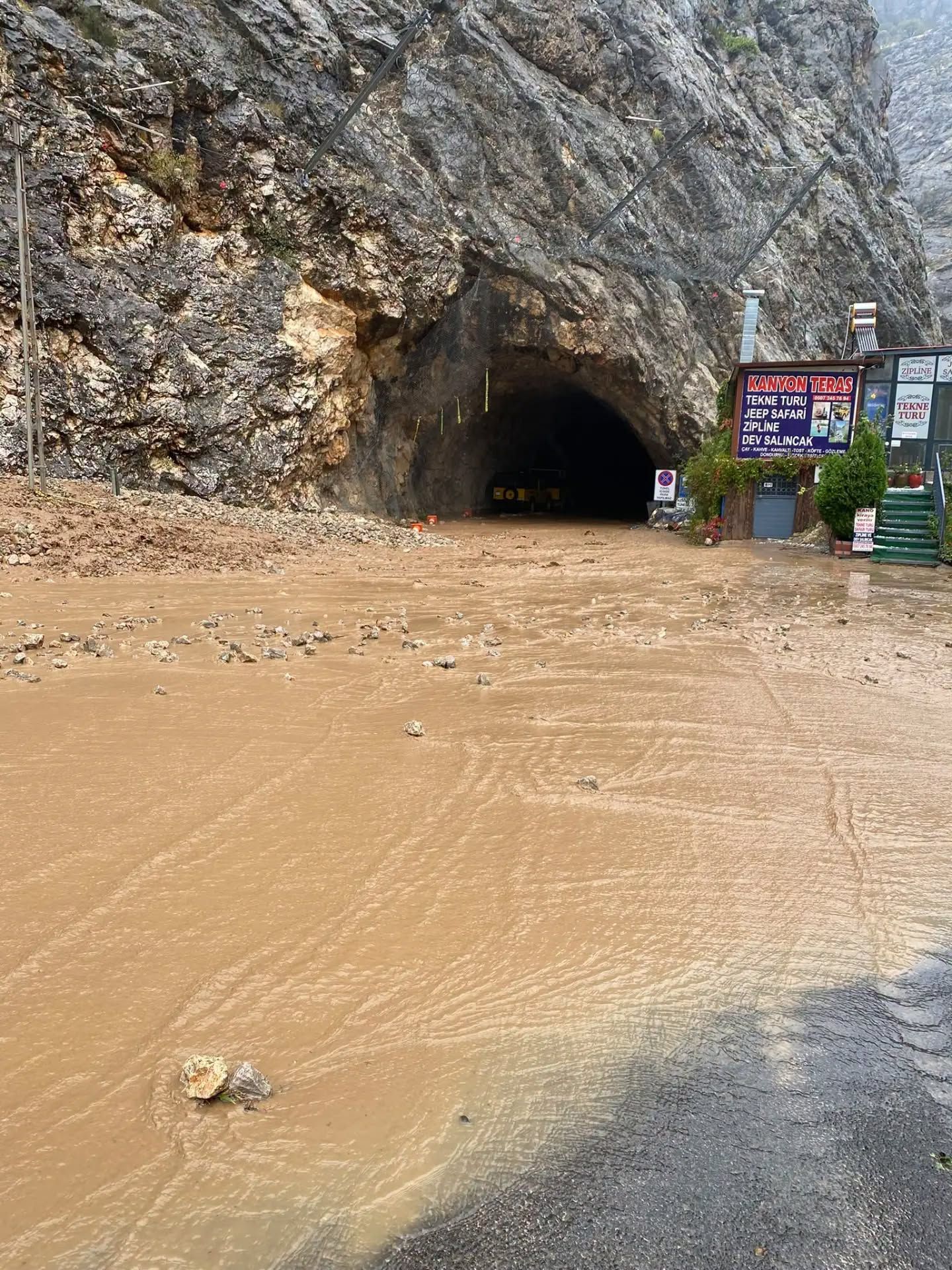 Kemaliye Heyelan (2)