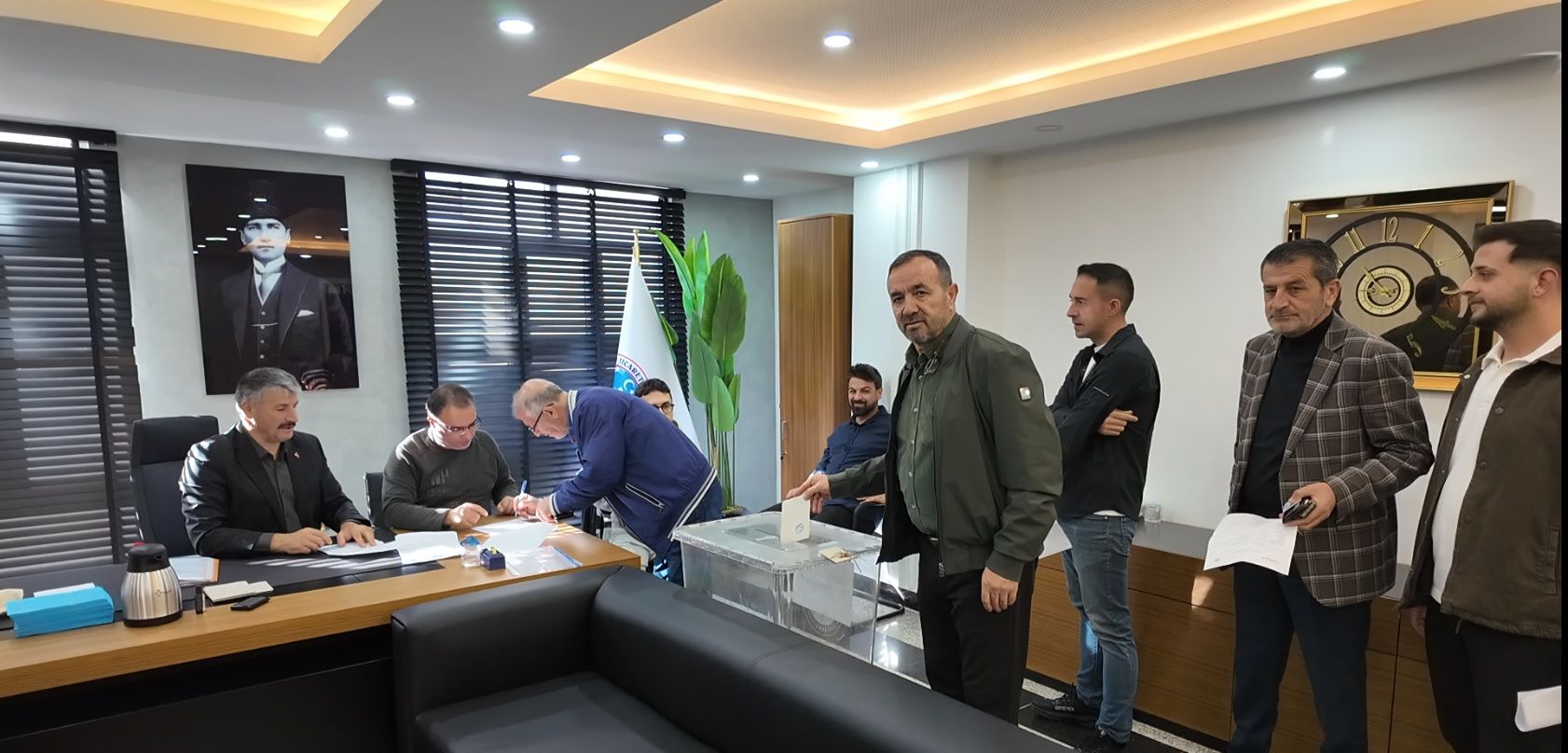 O Gün Geldi Çattı! Erzincan İş Dünyası Büyük Seçim İçin Sandık Başında (2)
