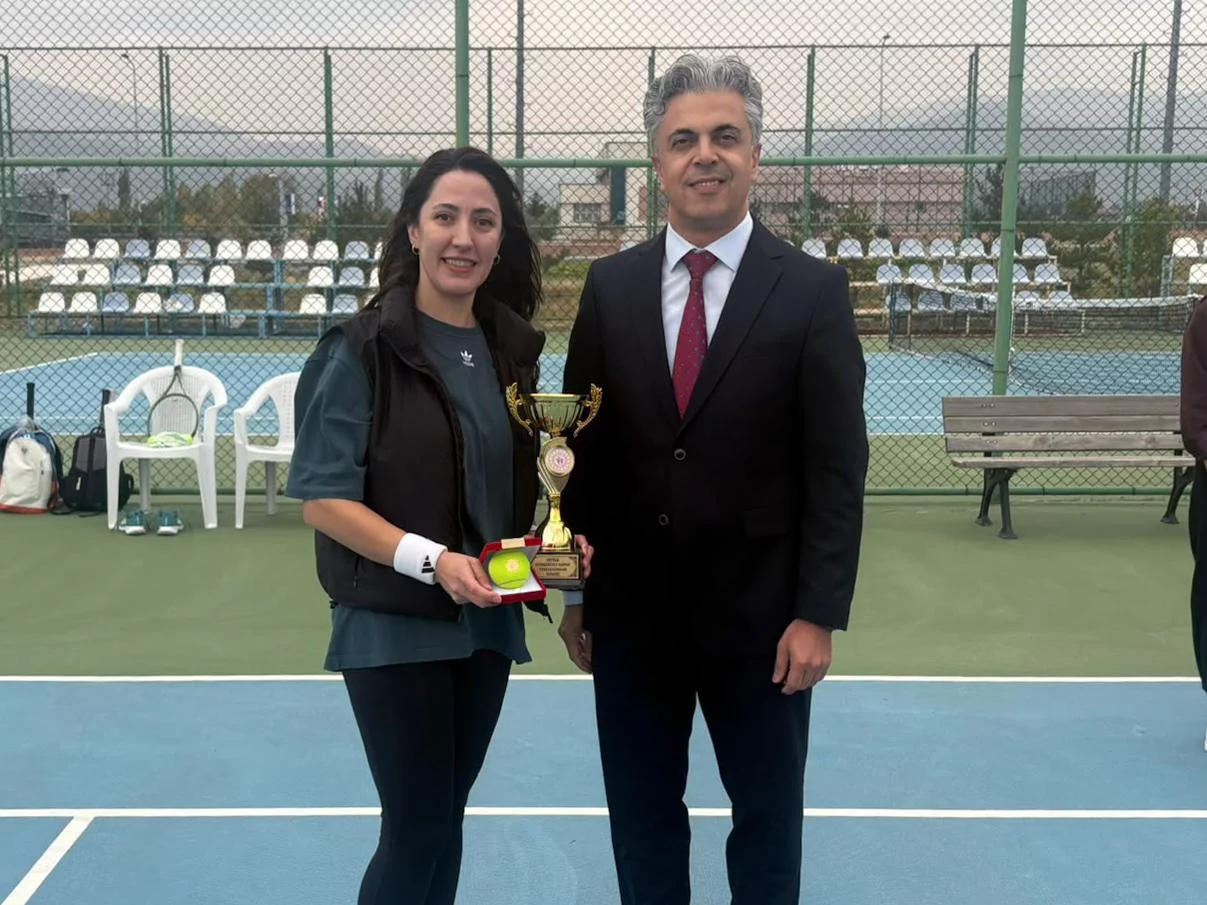 Tenis Turnuvası-1
