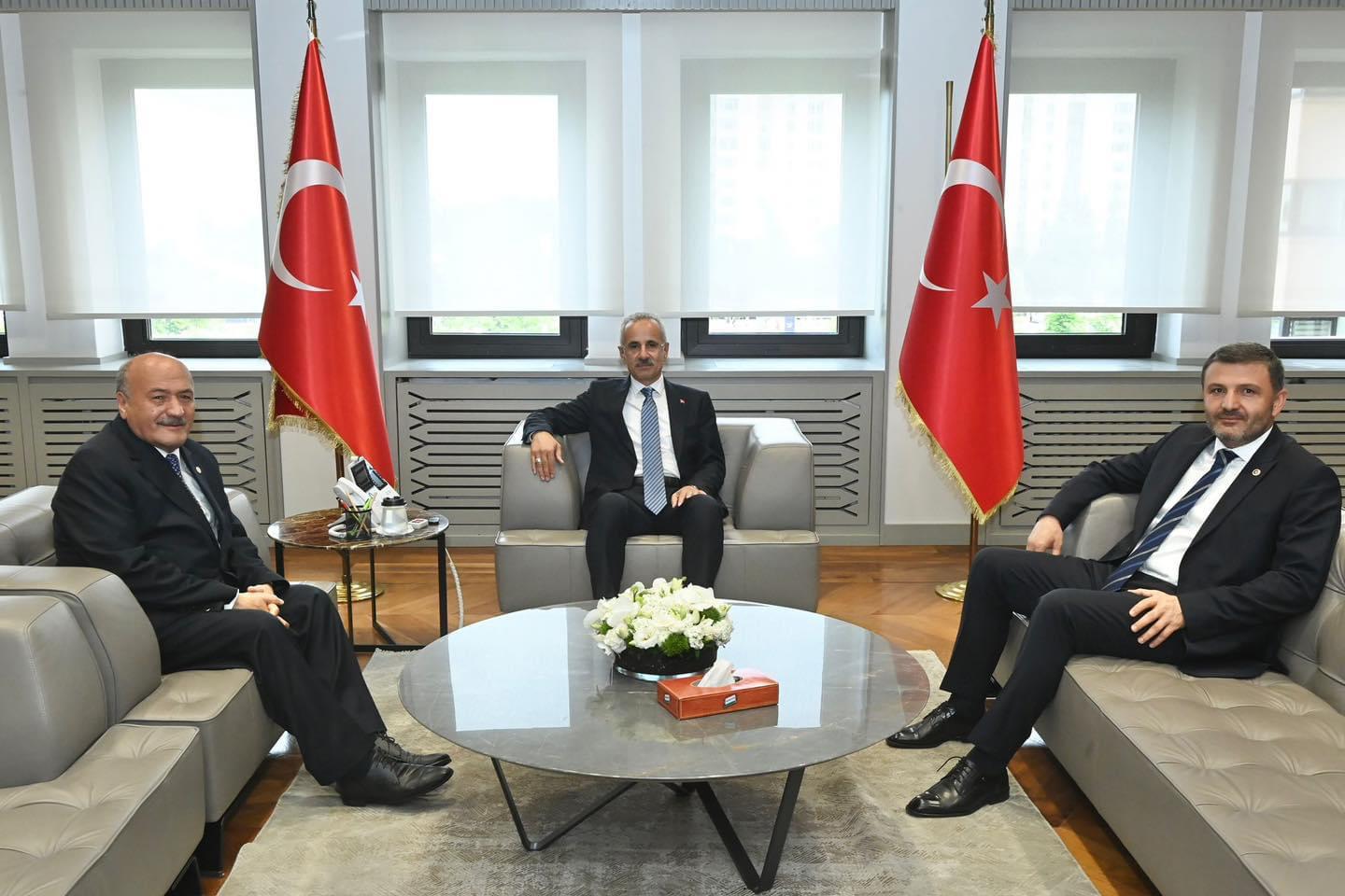 Karaman Ulaştırma bakanı Abdulkadir uraloğlu